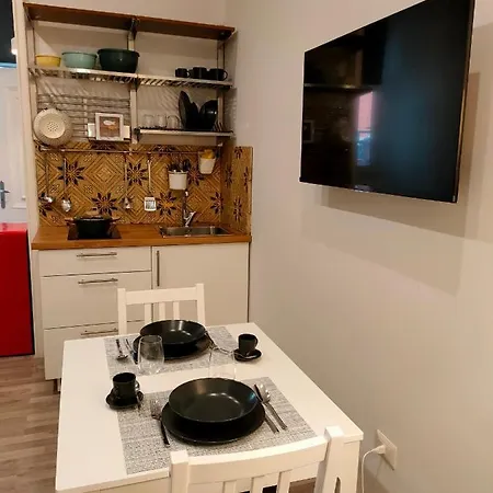 Pithecusa Apartamento *