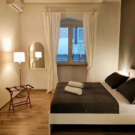 Pithecusa Apartamento