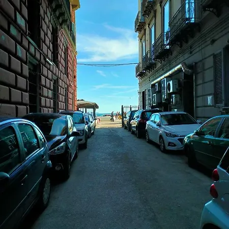 Pithecusa Appartement *